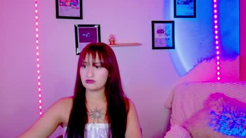 Snapshot of nathalia_ramirez_ chatting on June 18, 2026, 1:39 am Nathalia Ramirez online show from June 18, 2026, 1:39 am