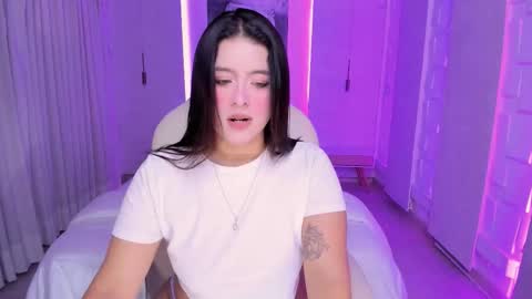 NATHALIE online show from October 31, 2025, 11:11 am