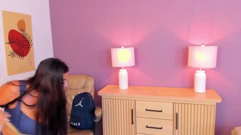 Snapshot of nathalie_rossel chatting on February 2, 2025, 1:23 am nathalie rossel online show from February 2, 2025, 1:23 am