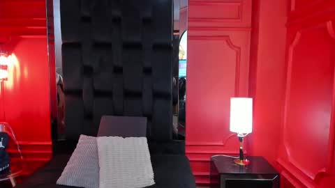 Snapshot of nathalie_rossel chatting on February 22, 2025, 1:22 am nathalie rossel online show from February 22, 2025, 1:22 am