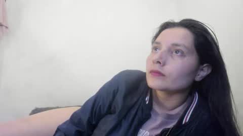 Snapshot of nathaly_love96 chatting on October 2, 2025, 7:43 pm Nathaly online show from October 2, 2025, 7:43 pm