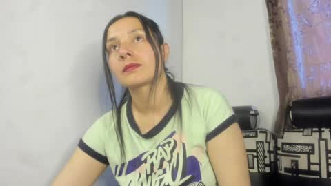 Nathaly online show from April 27, 2026, 10:41 pm
