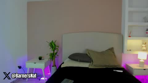 NATHALY  online show from April 25, 2026, 10:51 am