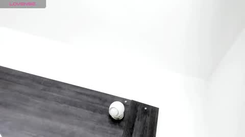 nathalyrae41 online show from October 8, 2025, 3:53 pm