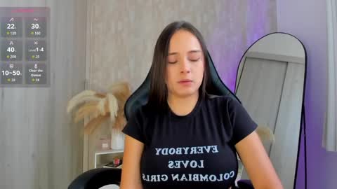 nathalyxx_ online show from June 4, 2026, 2:01 pm
