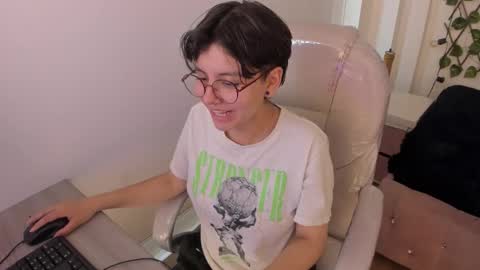 Snapshot of nathalyy_ds chatting on October 21, 2025, 8:31 pm nathalyy_ds online show from October 21, 2025, 8:31 pm