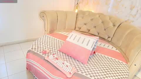 Snapshot of nathamiller chatting on September 20, 2025, 7:15 pm Natha online show from September 20, 2025, 7:15 pm