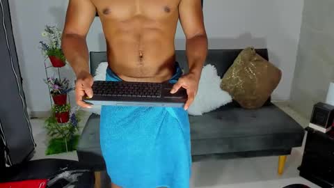 Snapshot of nathan_sexy247 chatting on September 22, 2025, 10:17 am Nathan online show from September 22, 2025, 10:17 am