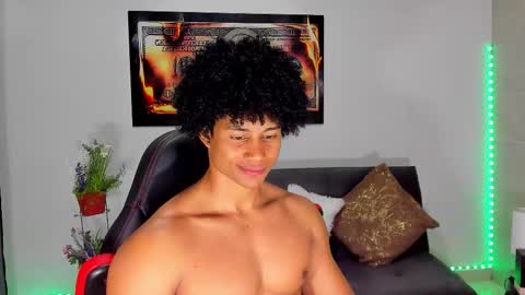 Snapshot of nathan_sexy247 chatting on November 5, 2025, 2:00 am Nathan online show from November 5, 2025, 2:00 am