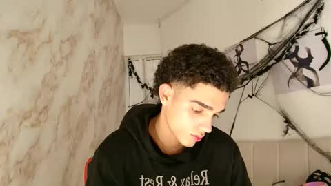 Snapshot of nathan_shimmer chatting on October 27, 2025, 12:42 pm nathan_shimmer online show from October 27, 2025, 12:42 pm