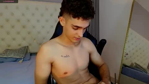 nathan_shimmer online show from April 30, 2026, 6:31 am
