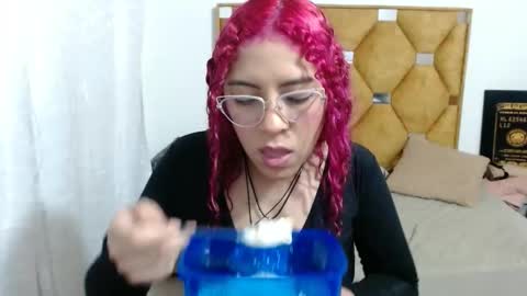 Snapshot of nathy_voyeur chatting on March 27, 2026, 2:50 am nathy_voyeur online show from March 27, 2026, 2:50 am