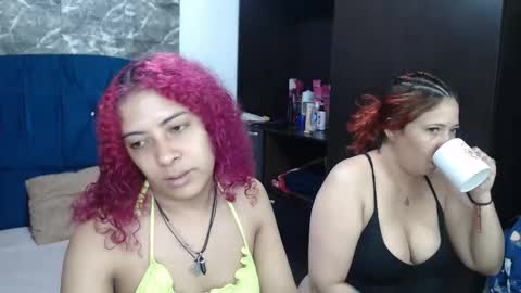 Snapshot of nathy_voyeur chatting on May 9, 2026, 12:21 pm nathy_voyeur online show from May 9, 2026, 12:21 pm