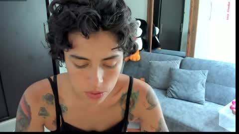 Snapshot of natt_op chatting on May 5, 2026, 6:27 pm natt_op online show from May 5, 2026, 6:27 pm