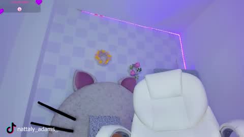 Naty online show from October 17, 2025, 8:00 pm