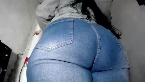 natalia online show from May 7, 2026, 3:34 am