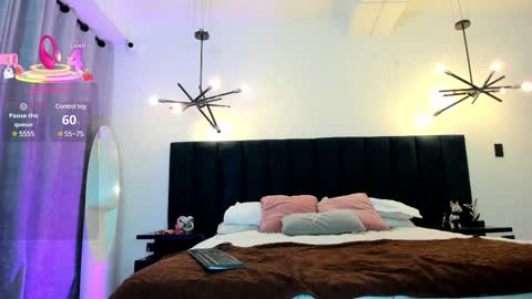 nattashaa online show from March 12, 2025, 11:42 am