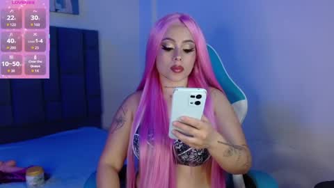 Snapshot of natti_bluee chatting on April 7, 2026, 3:18 am natti_bluee online show from April 7, 2026, 3:18 am