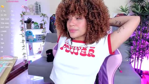 Snapshot of natty_romanof_1 chatting on January 22, 2025, 3:29 pm natty online show from January 22, 2025, 3:29 pm