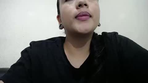 Snapshot of nattyhott1 chatting on March 4, 2025, 5:53 am Natty online show from March 4, 2025, 5:53 am