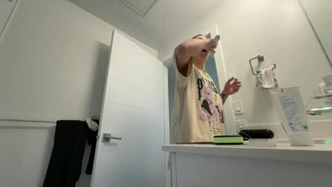 NATTY FIERROS online show from March 12, 2026, 6:47 pm