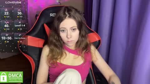 natural_babe666 online show from September 14, 2025, 11:37 pm