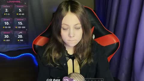 natural_babe666 online show from April 22, 2026, 10:33 pm