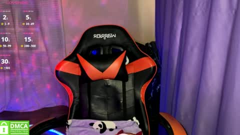 natural_babe666 online show from June 28, 2026, 5:57 am