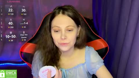 natural_babe666 online show from July 12, 2026, 8:55 pm