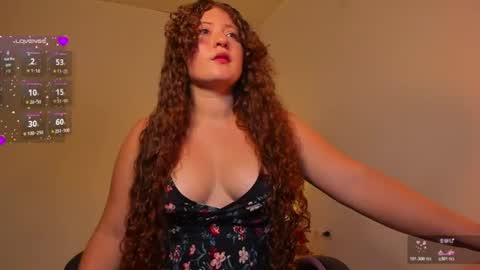 natural_ginger5 online show from June 13, 2026, 9:46 pm