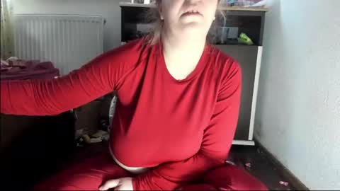 naturaltessa online show from March 11, 2025, 1:45 pm