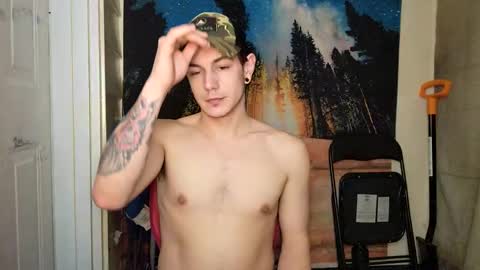 Snapshot of naturesbest951 chatting on March 1, 2025, 1:00 am NATURESBEST online show from March 1, 2025, 1:00 am