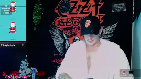 Snapshot of naturesbest951 chatting on November 26, 2025, 2:45 am NATURESBEST online show from November 26, 2025, 2:45 am