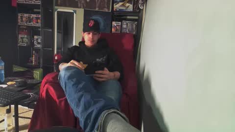 Snapshot of naturesbest951 chatting on May 8, 2026, 1:33 am NATURESBEST online show from May 8, 2026, 1:33 am
