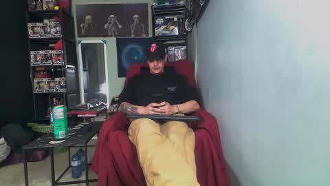 Snapshot of naturesbest951 chatting on May 12, 2026, 11:46 pm NATURESBEST online show from May 12, 2026, 11:46 pm
