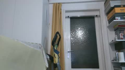 naturista25 online show from February 26, 2026, 6:40 pm