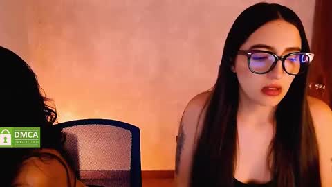 Snapshot of natval_ chatting on February 6, 2025, 8:13 pm Natalia Valeria online show from February 6, 2025, 8:13 pm