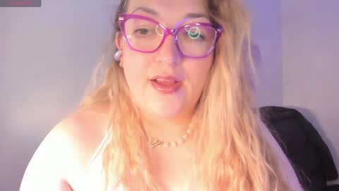 Nataly online show from May 24, 2026, 5:51 pm
