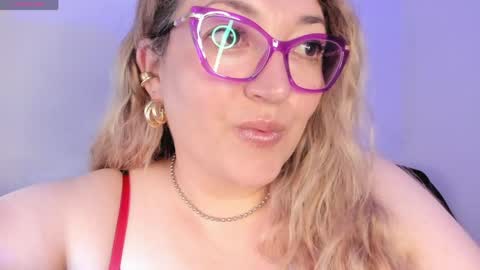 Nataly online show from May 27, 2026, 6:27 pm
