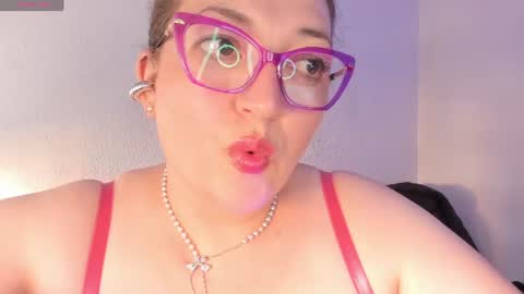 Nataly online show from June 16, 2026, 5:48 pm