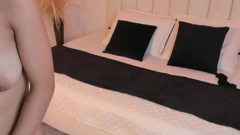 naty_rose23 online show from April 1, 2026, 12:55 am