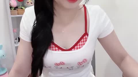 Snapshot of natycutiegirl chatting on June 19, 2026, 2:16 am Kiki online show from June 19, 2026, 2:16 am