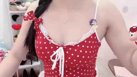 Snapshot of natycutiegirl chatting on July 18, 2026, 2:27 am Kiki online show from July 18, 2026, 2:27 am