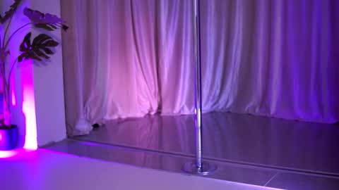 Naty online show from March 5, 2026, 8:05 pm