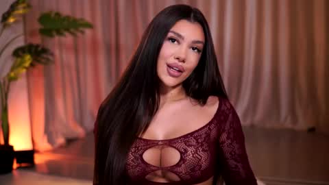 Naty online show from April 24, 2026, 7:16 pm