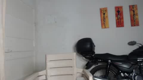 Stella Mcqueen online show from January 4, 2025, 11:22 am