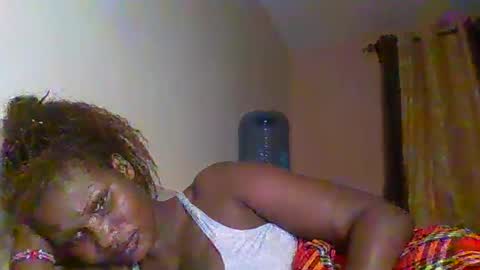 naughty8779 online show from September 18, 2025, 8:33 pm