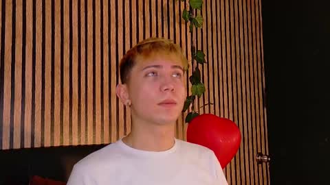 Christopher  Chris online show from February 20, 2025, 12:25 pm