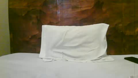 Snapshot of naughty_babe000 chatting on June 19, 2026, 4:06 am alisha online show from June 19, 2026, 4:06 am