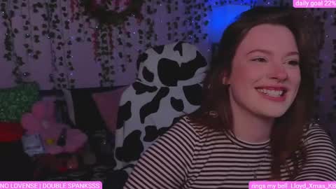 Snapshot of naughty_bella99 chatting on May 16, 2026, 12:07 am bella online show from May 16, 2026, 12:07 am
